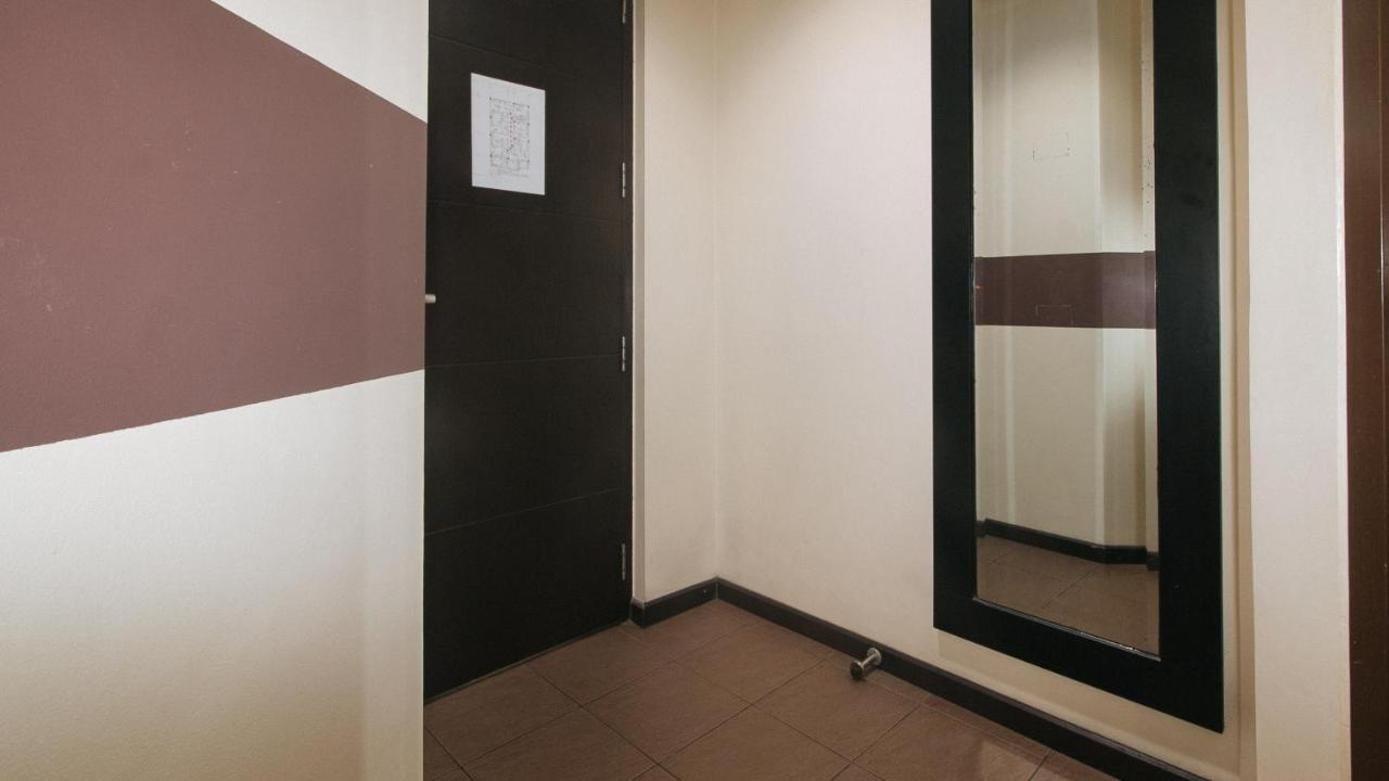 ลอเรนซ์โซ สวีท มาคาติ Hotel Makati City ภายนอก รูปภาพ